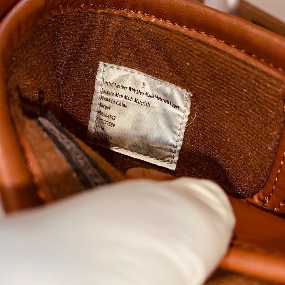 Classic Waterproof Duck Boots. - Picture 12 of 12